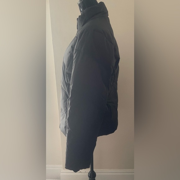 Eddie Bauer Black Down Filled Puffer Jacket Size Medium - Picture 3 of 16